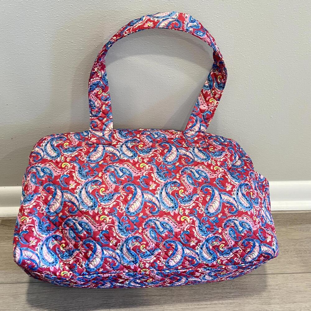 Simply Southern Pink Blue Paisley Quilted Large Duffle Bag NWOT - Picture 3 of 9